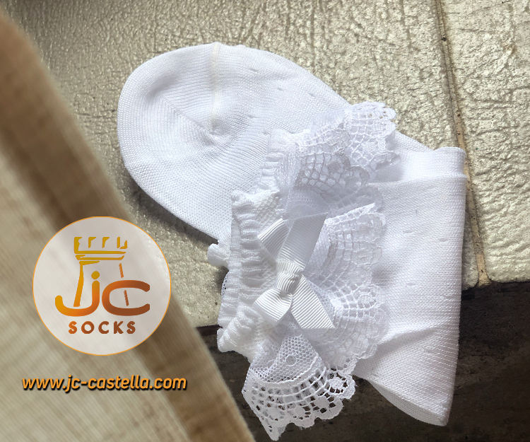 Tercero Enajenar Eficacia Calcetines cortos con puntilla y lazo para niña | JC Castellà fabricantes